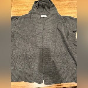 Avenue short sleeve, hoodie sweater cardigan